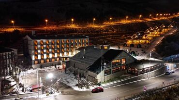 Snowdora Ski Resort Hotel