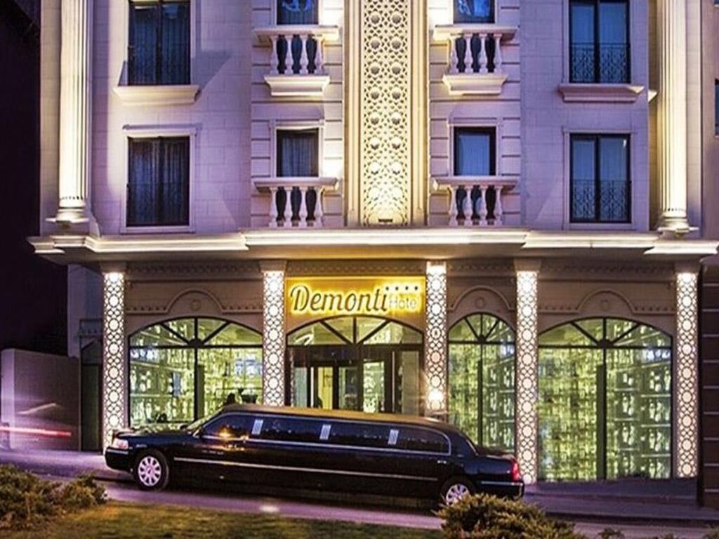 Demonti Hotel
