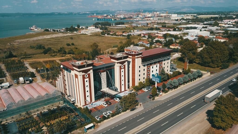 Elegance Resort Hotel