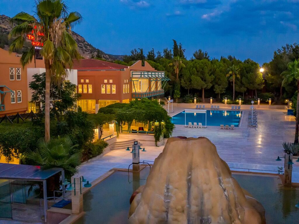 Polat Thermal Hotel