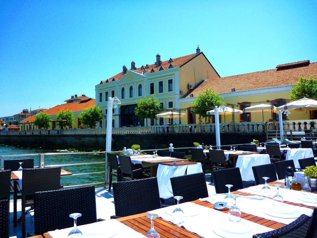 Montania Special Class Hotel