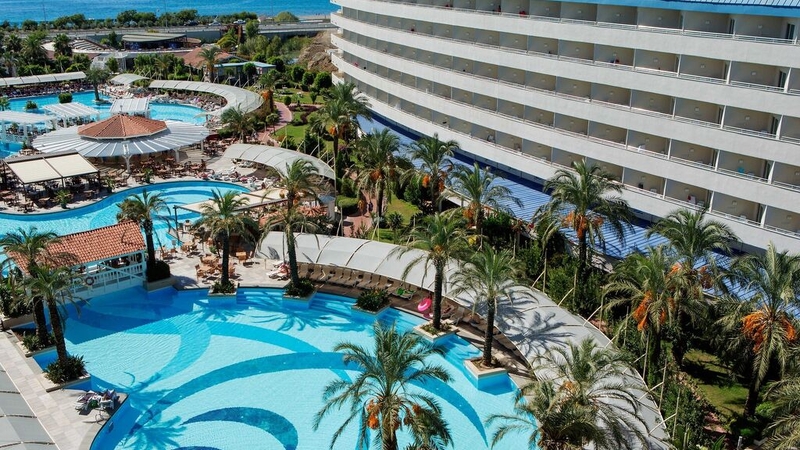 Crystal Admiral Resort Suites Spa