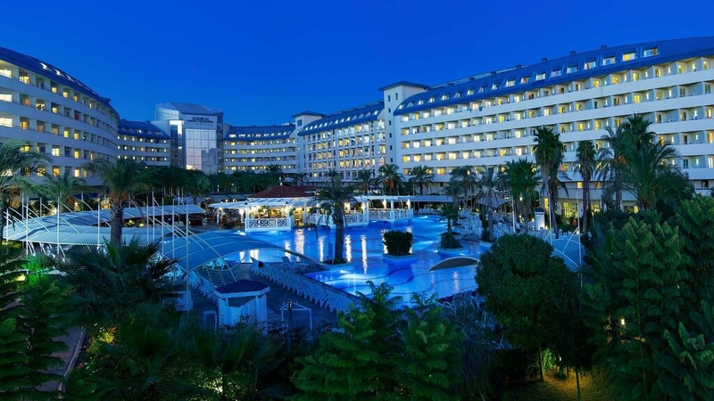 Crystal Admiral Resort Suites Spa