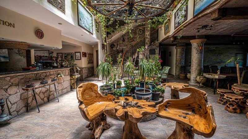 Assos Kervansaray Hotel