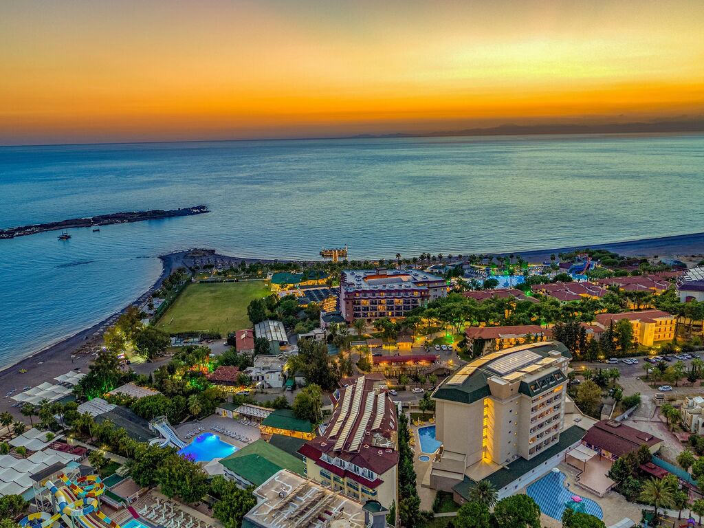 Justiniano Park Conti