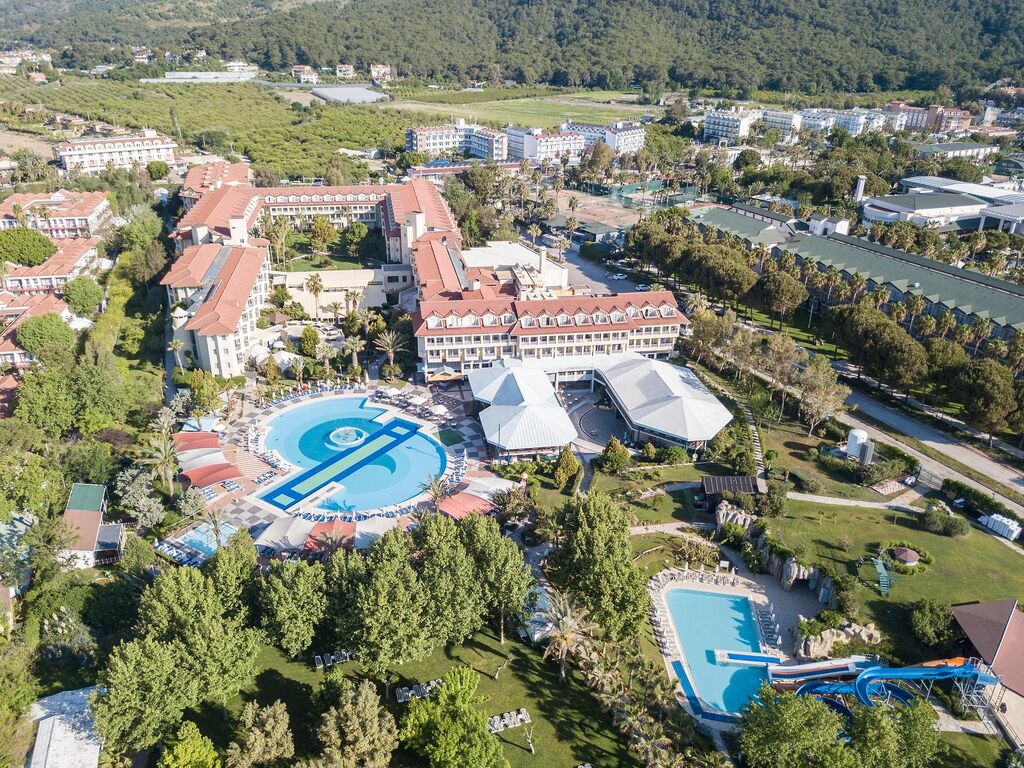 Queens Park Le Jardin Resort