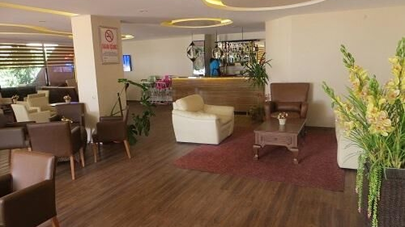 Sunday Beach Hotel