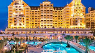 Royal Holiday Palace