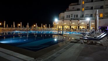 Roseira Beach Resort