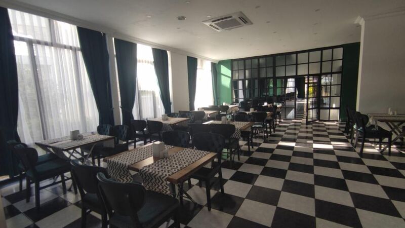 De Mare Family Hotel