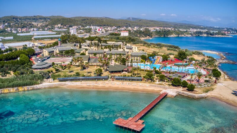Oz Hotels İncekum Beach Resort
