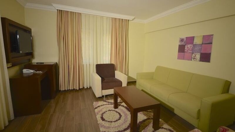 Köşdere Kırkgeçit Termal Otel