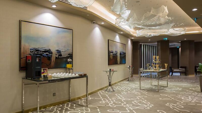 Hilton İstanbul Kozyatağı
