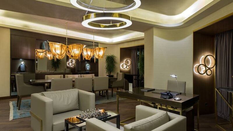 Hilton İstanbul Kozyatağı