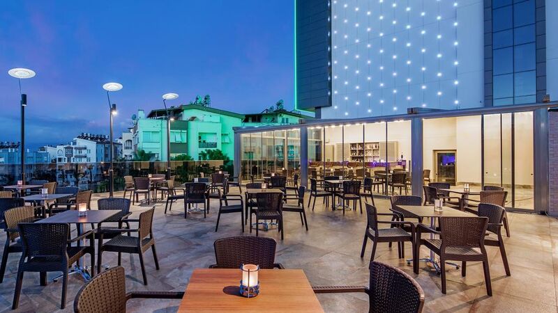 Holiday Inn Antalya Lara