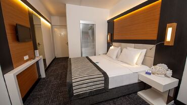 Ladin Hotel