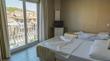 Acem Hotel
