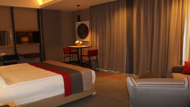 Ramada by Wyndham Tire