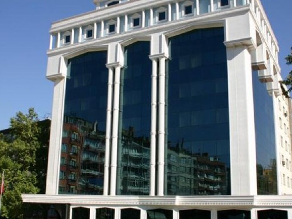 Akar International Hotel