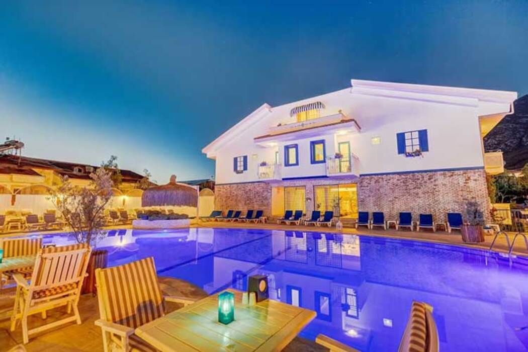 Monta Verde Hotel & Vıllas