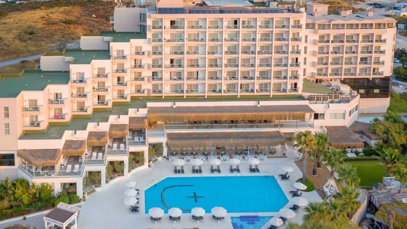 Design Plus Seya Beach Hotel