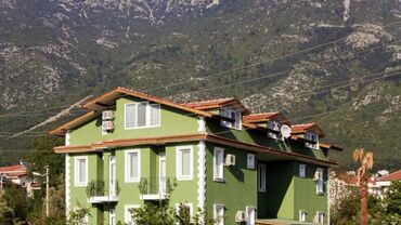 The Green Valley Hotel