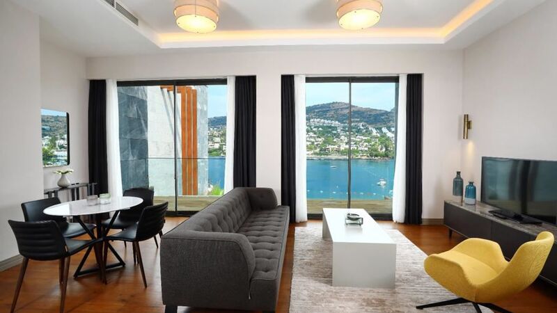 Mare Deluxe Residences & Villas