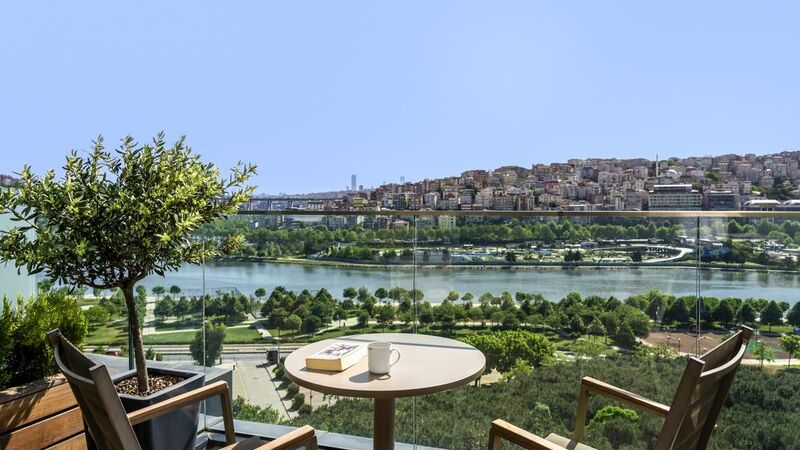 Mövenpick İstanbul Golden Horn