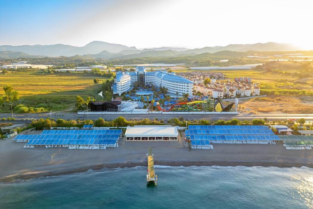 Crystal Admiral Aqua Collection