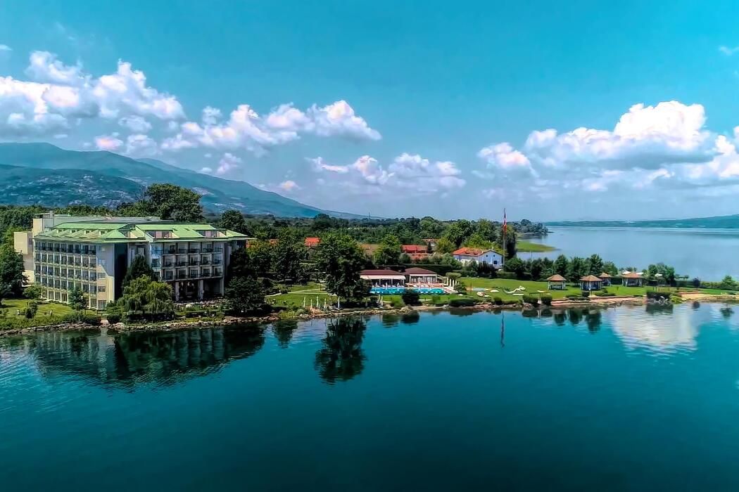 Richmond Nua Wellness Spa