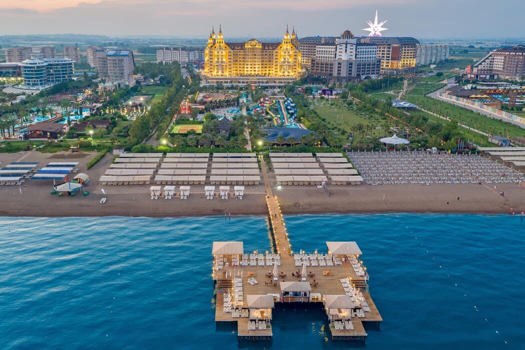 Royal Holiday Palace