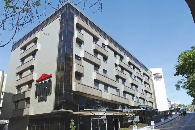Tiara Hotel