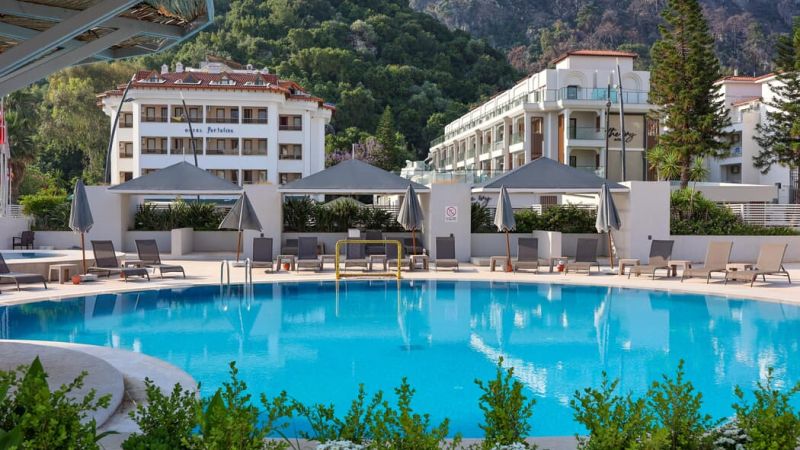 Faros Premium Beach Hotel