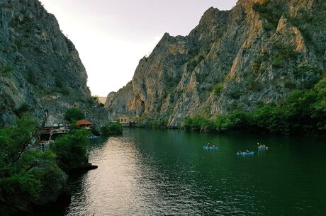 Balkanlar Rüyası Ajet Havayolları İle (İzmir Hareketli)