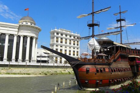 Balkanlar Rüyası Ajet Havayolları İle (İzmir Hareketli)