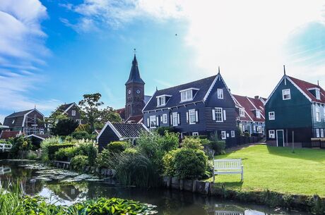 Görkemli Benelüx Sunexpress Havayolları İle (İzmir Hareketli)