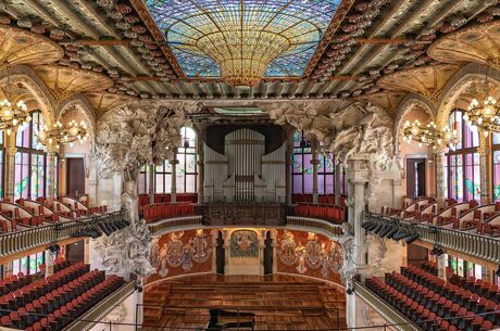 Görkemli Barselona Turu (İzmir Hareketli)