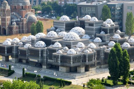 Kosovalı Baştanbaşa Balkanlar Türk Havayolları İle (Prn Beg)