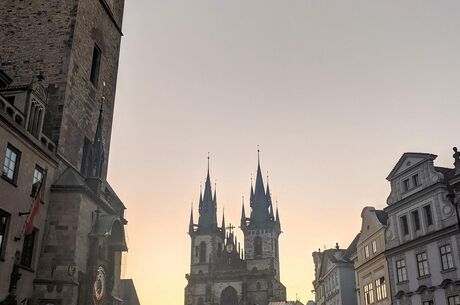 Görkemli Prag Turu