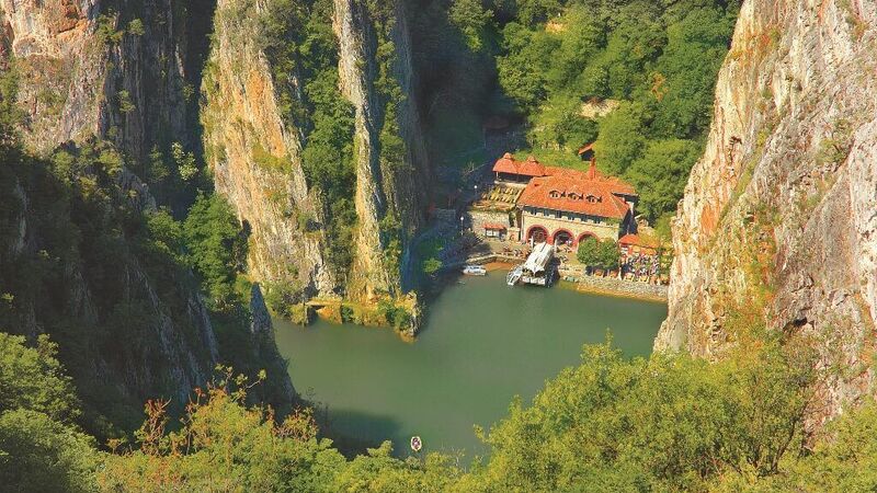 Büyük Balkan 8 Günde 9 Ülke Turu (İstanbul Hareketli)