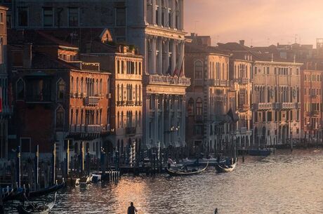 Kuzey İtalya Turu Türk Havayolları İle (İstanbul Hareketli)