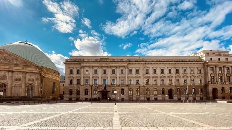 Almanya Polonya Turu Türk Hava Yolları İle (İstanbul Hareketli)