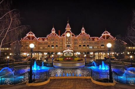 Paris Disneyland İkonları (Istanbul Hareketli)