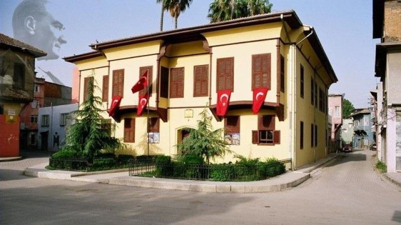 Otobüslü Balkan Masalı (İstanbul Hareketli)