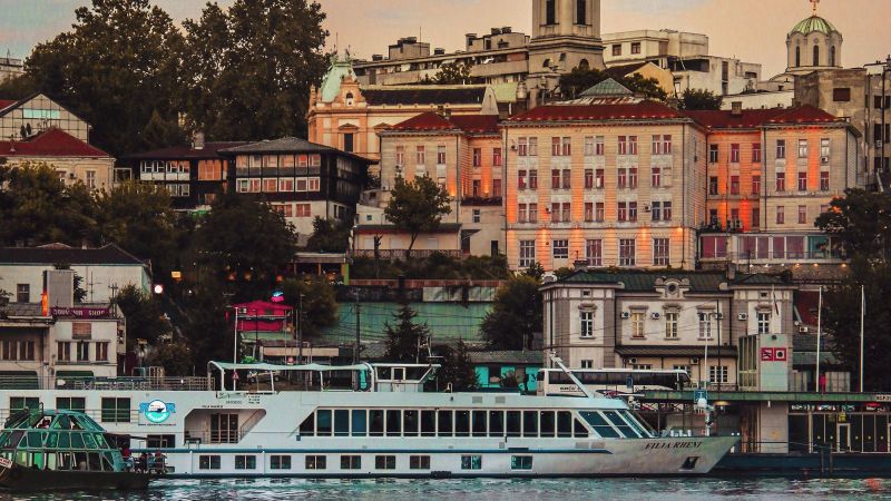 Otobüslü Balkan İncileri Turu (İzmir Hareketli)