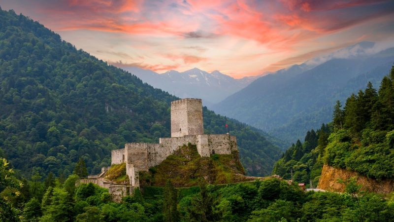 Uçaklı Karadeniz Yaylalar Ve Batum Turu (Izmir Hareketli)