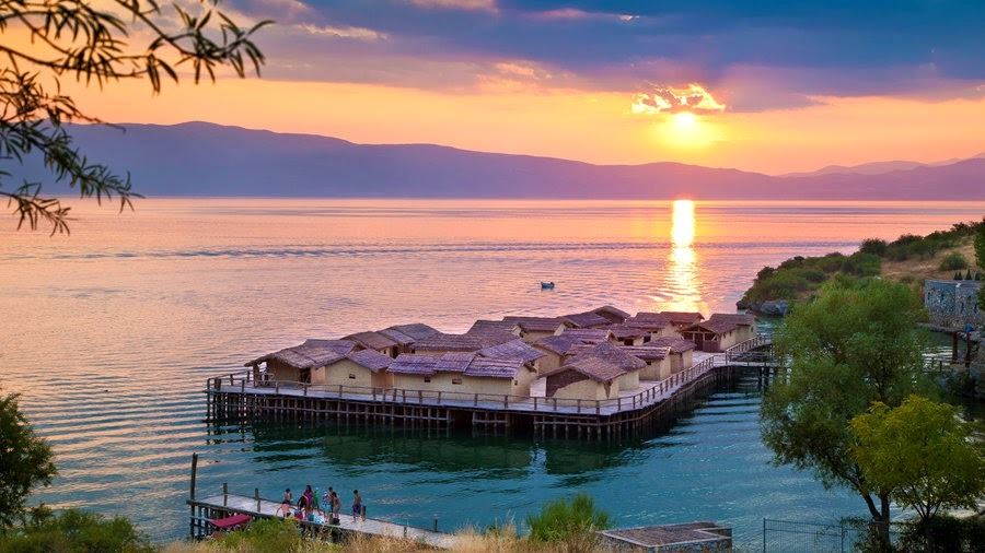 Kosovalı Büyük Balkan Sunexpress Havayolları İle ( Tıa Tıa )