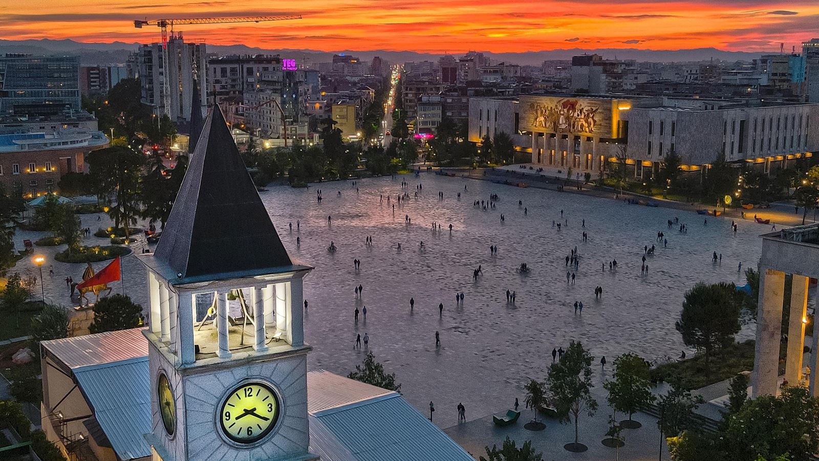 Büyük Balkan Turu 6 Gece (İzmir Hareketli)
